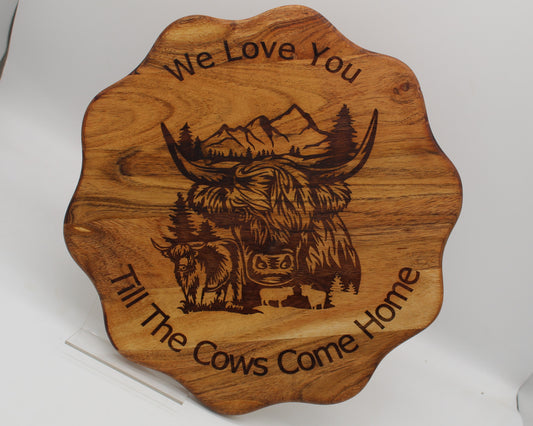 Wave Shaped - Highland Cows We Love You Chopping Board Design