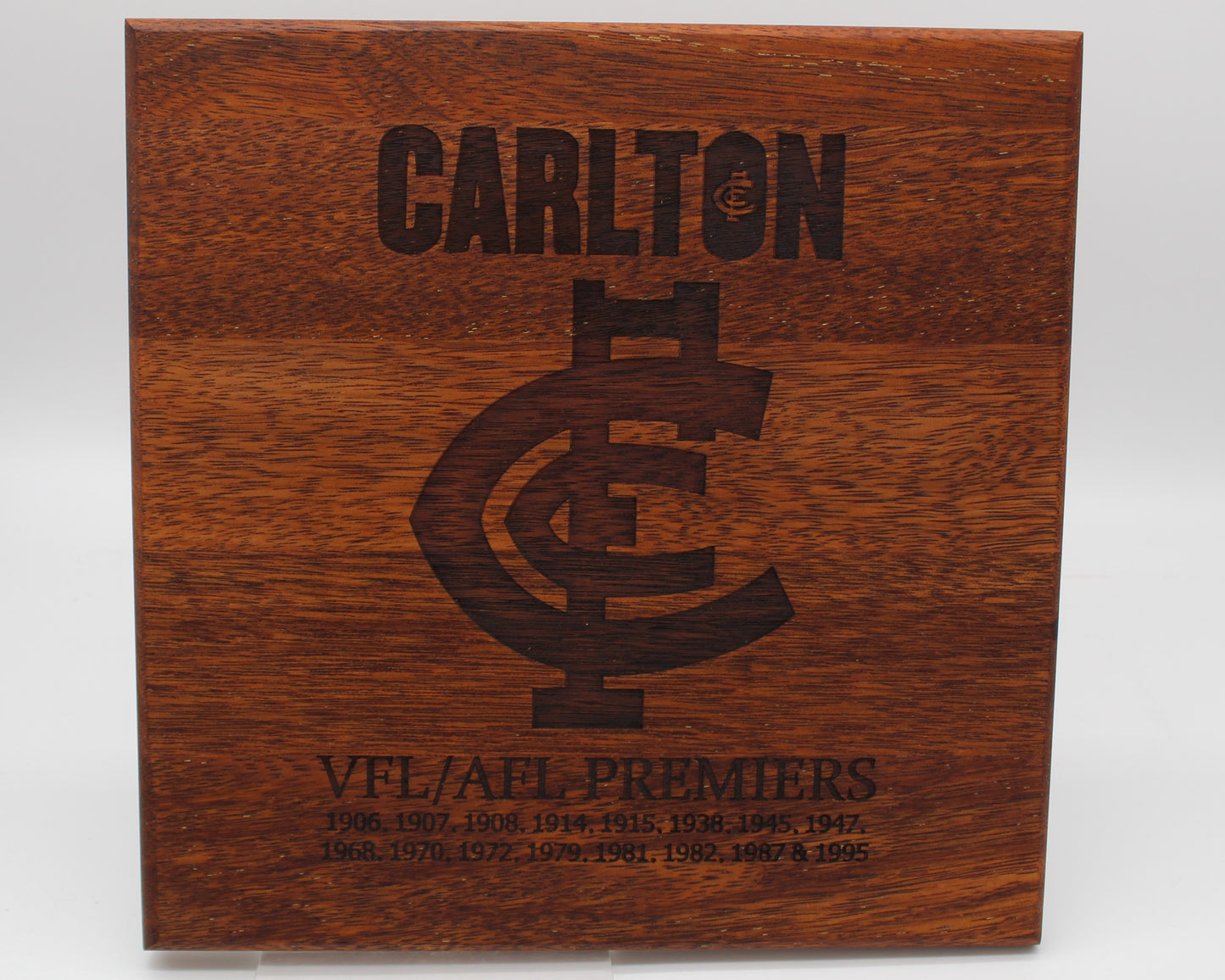 Carlton serving board - haisley design